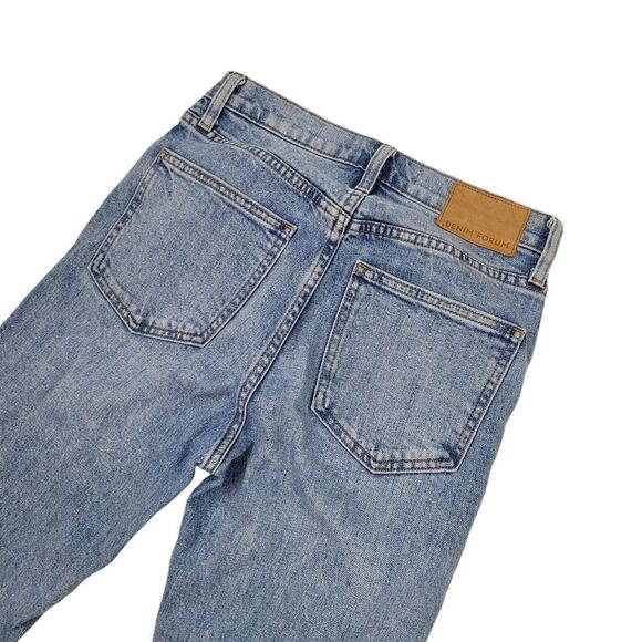 2/$20 Denim Forum The Yoko High Rise Slim Blue Jeans Size: 25 - Picture 6 of 10